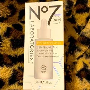 No 7 resurfacing peel